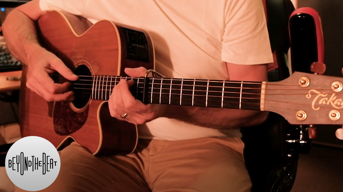 How to use a Capo on your Guitar